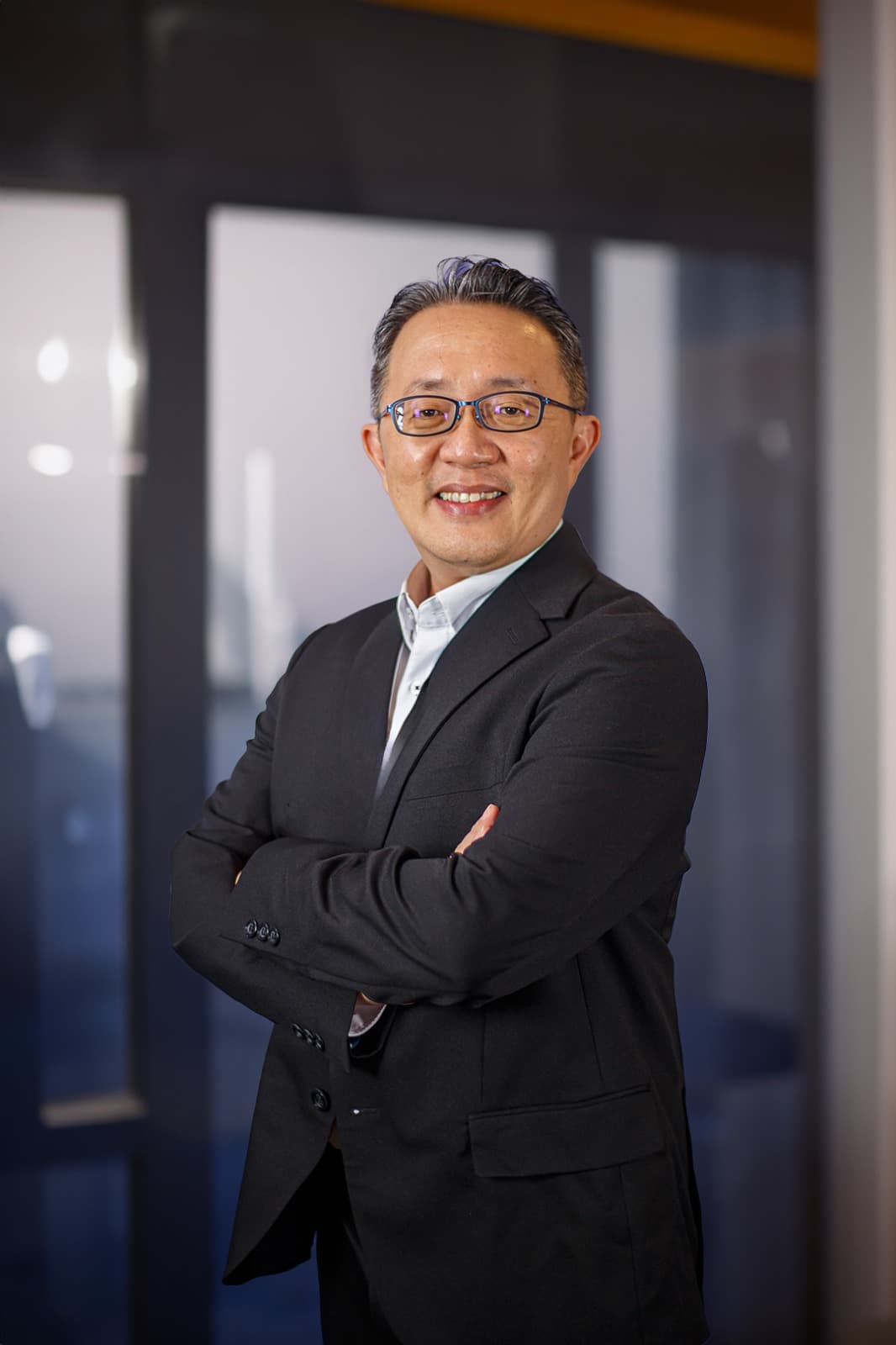 Portrait of Dr. Jervin Lim